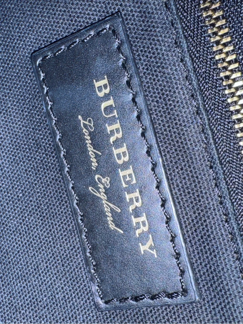 RARE BURBERRY GRAFFITI BANNER BAG‼️ Limited edition